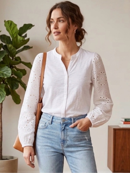 Boden Tops - Boden 100% Cotton Eyelet Sleeve Top in Crisp White Women’s Size Small